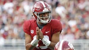 Tuanigamanuolepola tua tagovailoa is an american football quarterback for the miami dolphins of the national football league. Tua Tagovailoa Football University Of Alabama Athletics