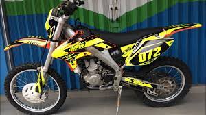 Semakin besar kapasitas mesin yang kalian pilih, tentu saja harga motor trail viar tersebut semakin mahal. 35 Terbaik Untuk Jual Stiker Viar Cross X 150 Sticker Fans