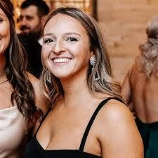 Fiona Bradley's Instagram, Twitter & Facebook