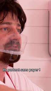 Clients quittent Yogurt Factory sans payer!