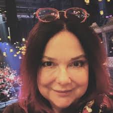 Whether you're in a one-on-one with your boss, at a networking event, or…