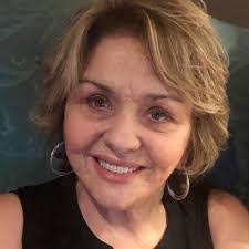 Nadine Saulnier's Instagram, Twitter & Facebook