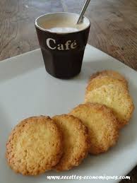 Recette Des Petits Sables Bretons Avec Ou Sans Thermomix Recette Recette Sable Recettes De Cuisine