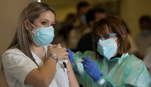 La última actualización da un nuevo acelerón a la inmunización de personas menores de 60 años con el. Vacuna Coronavirus El Ritmo De Vacunacion Se Mantiene En Espana Solo Se Ha Administrado El 18 7 De Las Dosis Entregadas Sociedad Cadena Ser
