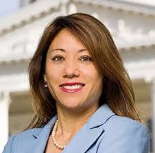 Jennifer Seamons's Instagram, Twitter & Facebook