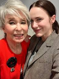 Last night, living legend (and all around baddie) Rita Moreno came to visit  The Sign In Sidney Brustein's Window. She originated the role of Iris in  1964 and was one of the