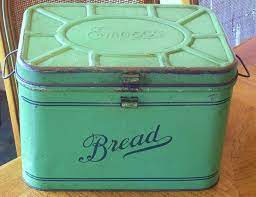 Vintage decoware metal large bread box green with red poppies. 1940 S Green Empeco Tin Metal Bread Box Vintage Tins Vintage Bread Boxes Vintage Kitchen