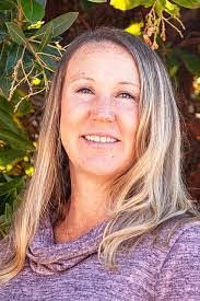 Tina Goyette's Instagram, Twitter & Facebook