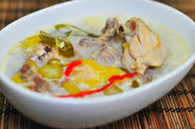 1 ekor ayam (1kg), potong sesuai selera 5 sendok makan minyak gor3ng 2 lembar daun salam 2 lembar daun jeruk 1 jari lengkuas, memarkan 1 jari jahe, memarkan 1 buah jeruk purut, ambil airnya 500cc air. Cara Mudah Membuat Garang Asem Jawa Timur Resep Memasak