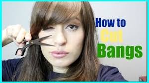 Die besten 25+ kurzen pony ideen nur auf pinterest | kurze pony … kurzen bob haar in schichten mit pony 2016 geschnitten. 5 Idiotensichere Methoden Zum Haare Selber Schneiden