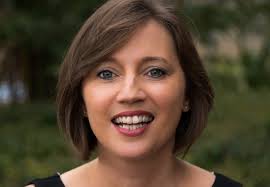 Kim Glover's Instagram, Twitter & Facebook