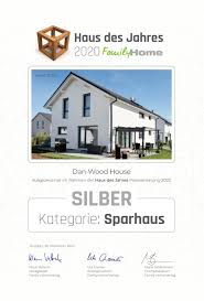 Der hebelhaus efh bungalow 105 ist im jahr 2019 das beliebteste haus der nutzer unserer homepage. Silber Fur Das Point 157a Bei Der Wahl Haus Des Jahres 2020