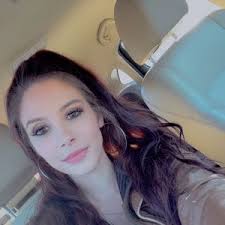 Hannah Mayes (@hannah.mayes56)