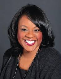 Leslie Hirsch's Instagram, Twitter & Facebook