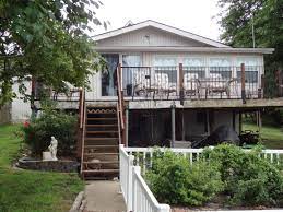 Tranio is an international real estate broker that specializes in helping our clients buy, sell and rent properties around the globe under the most favorable conditions. 15411 Lake Road 3 Gardner Lake Gardner Ks