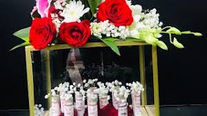 لم يرد حديث صحيح في فضل الأضحية سوى حرص النبي صلى الله عليه وسلم على فعلها وإنما وردت أحاديث لا تخلو من مقال ولكن المتفق عليه أنه صباح العيد بعد الصلاة، فلا تجزئ قبله أبداً، فيذبحها بعد صلاته مع الإمام، وحينئذ تجزية بالإجماع كما ذكر ذلك الإمام. Ø¨Ø§Ù‚Ø© ÙˆØ±Ø¯ Ø¹Ù„ÙŠ ØµÙ†Ø¯ÙˆÙ‚ Ù‚Ø²Ø§Ø² Ù…Ø¹ ÙÙ„ÙˆØ³ Youtube