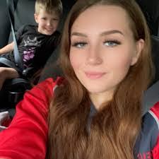 Alexis Beatty's Instagram, Twitter & Facebook