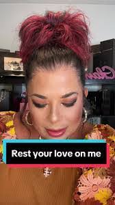 Tabitha Callahan's Instagram, Twitter & Facebook