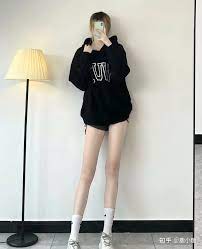大 长 腿