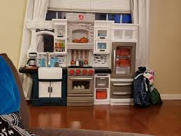 With plenty of accessories and electronic features multiple little chefs can play together with this play set. Step2 Grand Luxe Kitchen Walmart Buy Clothes Shoes Online