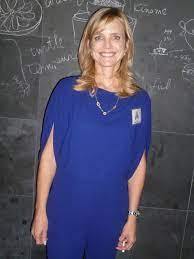 The actress is married to robert fishman, her starsign is scorpio and she is now 53 years of age. Courtney Thorne Smith Wikipedia