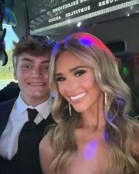 Mika Moore Pruett (@mikapruett) • Instagram photos and videos