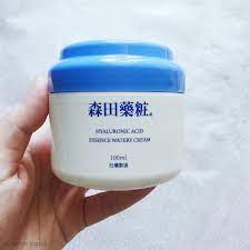 A company that produces medical grade sheet masks and was specially chosen for 2014 miss hong kong pageant sure intrigued me. Dr Morita Ha Essence Watery Cream Airah Syahirah