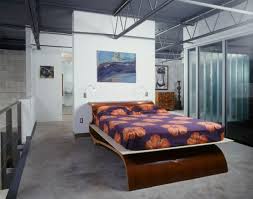 Staple the string to the back of the headboard several times, until it is secure. 50 Sleigh Bed Inspirations For A Cozy Modern Bedroom