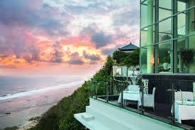 While bali has lots of accommodation options, resorts and hotels aren't the only choice. The Best Luxury Villas In Bali