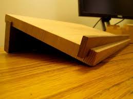 Wooden Laptop Stand Meble Zrob To Sam Biurko Meble