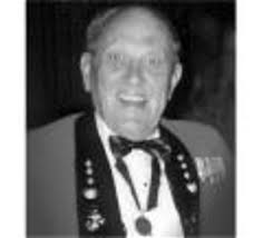 Geoffrey KNOWLES Obituary