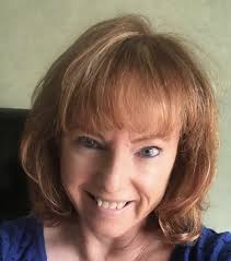 Robyn Friedman's Instagram, Twitter & Facebook