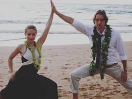 The good place star posted the same video and wrote,. Dax Shepard Pens Birthday Note To Kristen Bell After Daughters Lincoln And Delta Hilariously Guess Her Age Celebrity Insider