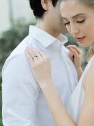 An Engagement Shoot at the Commodore Perry Estate