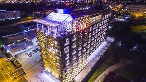 Lokasinya berada tepat di samping pelabuhan. 15 Hotel Murah Di Labuan Bilik Selesa Bajet Di Bandar Permata Borneo