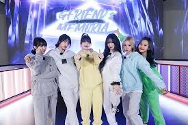 Apakah mereka akan bersatu lagi dalam manajemen berbeda dan . 10 Momen Kebersamaan Gfriend Yang Bakal Dirindukan Fans