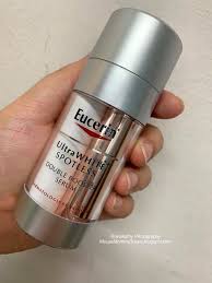 Aqua , alcohol denat , butylene glycol , glicerina , octocrileno , palmitato de isopropilo , cetearyl. How To Diminishdarkspotswithoutlaser Via Eucerin Ultrawhite Spotless With Thiamidol Double Booster Serum Mouse Mommy Treats