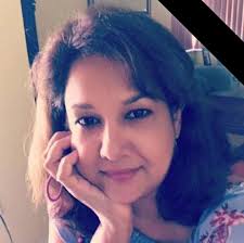 Whether it's a ballgame, a bar, or a wedding, "Sweet Caroline" always knows  how to steal the show! And who doesn't love a good “BAH BAH BAH”? ~Team  Neil #NeilDiamond #SweetCaroline