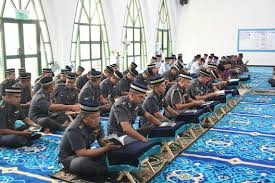 Waj'alhu lii imaamaw wanurow wahudaw waro_hmah jadikanlah al qur'an bagi saya sebagai. News Headlines Majlis Khatam Al Quran Tudb Sempena Hut Tudb