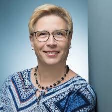 Sandra Zabel's Instagram, Twitter & Facebook