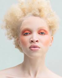 🍑 Peachy 🍑 #Jazzemakeup x @blondie.fro Makeup @jazzemakeup Model  @blondie.fro Photographer @ashnguyenphoto Hair @marjthestylist Videography  + Photo Assistant @rubensamuelcortez #MakeupArtist #Makeup #BeautyShoot  #Hair #Photography #Model #Editorial ...