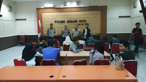 Rukma bernice putri muslimah cari jodoh usia 29 tahun. Berduaan Di Kosan Janda Cantik Terjaring Razia Malam Ramadan Di Serang Ramadan Liputan6 Com
