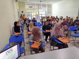 Perlukah saya menghadiri ceramah 6 jam lagi dan berapakah agaknya kos keseluruhan untuk lesen b. Kpp01 Kelas Ceramah Kereta D Da Lesen Memandu Lahad Datu Facebook