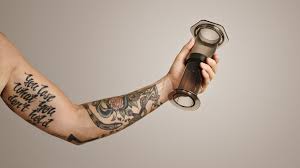 Bahkan ada juga cara membuat tato temporer lebih awet. Perawatan Ini Bisa Hapus Tato Tanpa Rasa Sakit Mau Coba