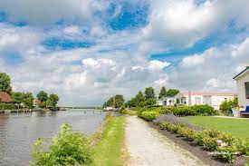The nearest train station to the center of kropswolde is located at 2.4 km (7 minutes by car) distance and is called kropswolde. Camping Kropswolde 2 Strandweg Midden Groningen Netherlands