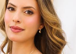 Joyería Caracas: Elegancia, Calidad y Diseño Único en Oro 18K