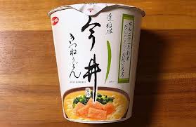 道頓堀 今井 カップ麺 きつねうどん 出汁の旨味を品良く利かせた老舗店の味わい カップ麺 きつねうどん 味わい