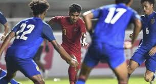 Mengutip wikipedia.org asnawi mangkualam bahar. Di Mata Shin Tae Yong Asnawi Mangkualam Adalah Pemain Istimewa