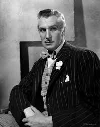 Together with his wife mary grant, vincent price was a frequent visitor here, a speaker at graduation. Pin On Vincent Price Master Of The Macabre