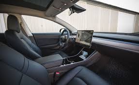 Купите interior car tesla model s. Tesla Moves To Fully Vegan Leather Free Interiors In Model 3 And Upcoming Model Y